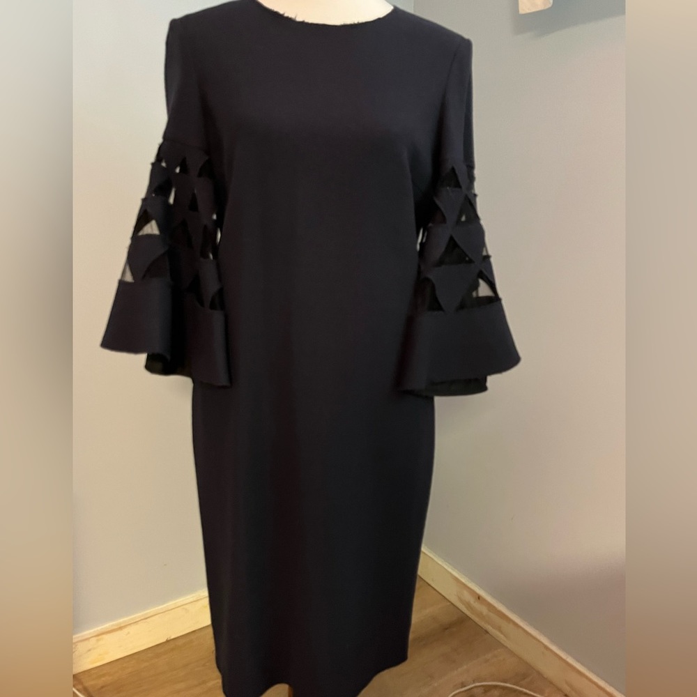 Oscar de La Renta Bell Sleeve Shift Dress in stretch wool.